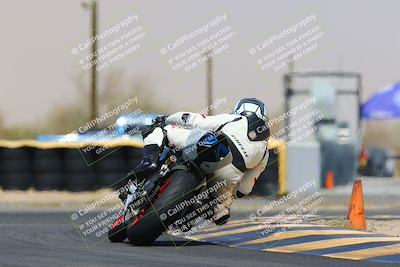 media/Apr-09-2022-SoCal Trackdays (Sat) [[c9e19a26ab]]/Turn 16 (2pm)/